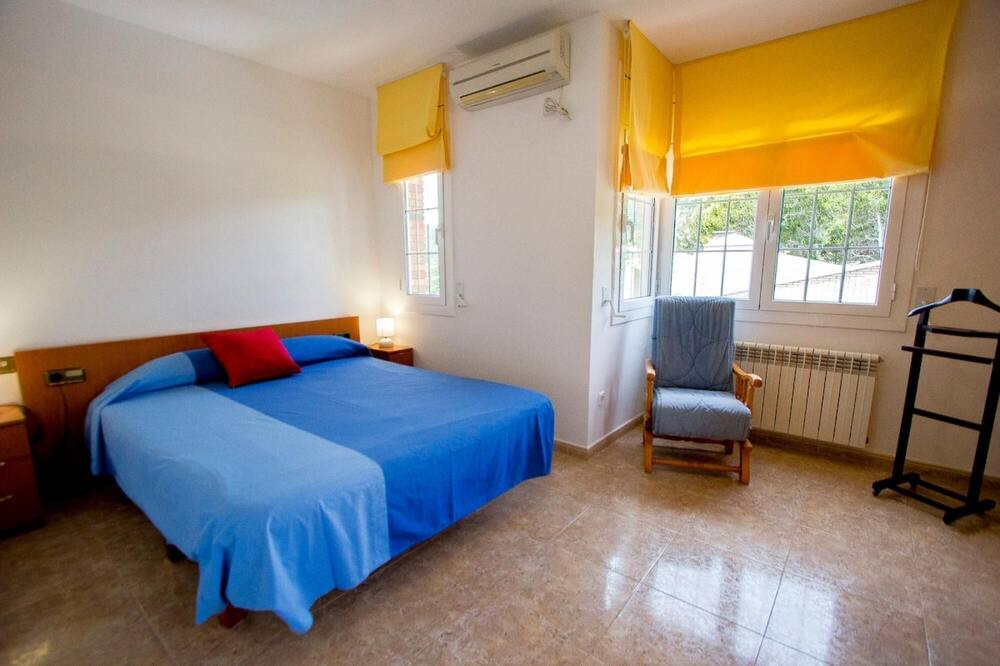 Photo of Bedroom in Torrelles de Llobregat