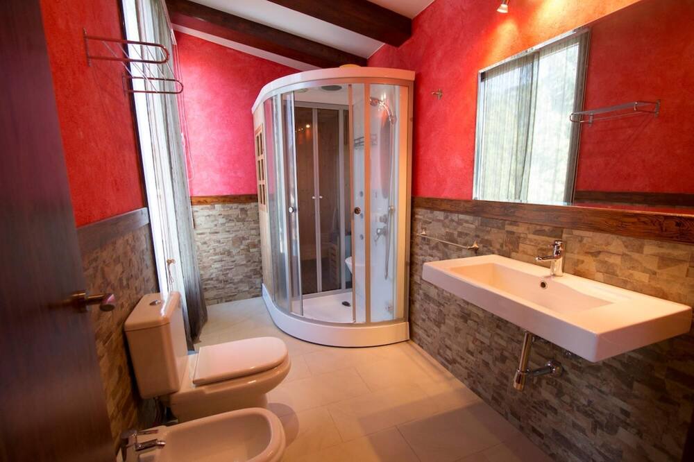Photo of Bathroom in Sils