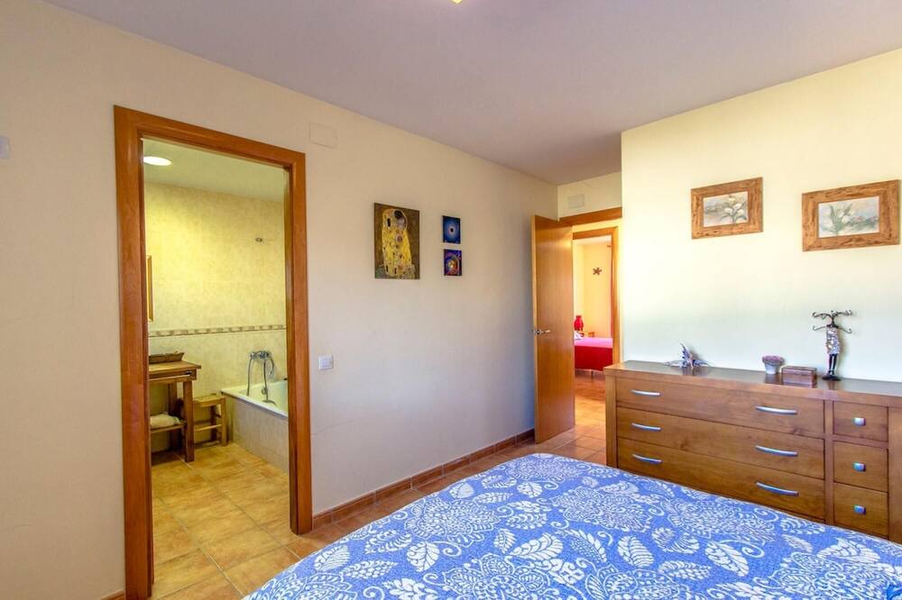 Photo of Bedroom in Sils