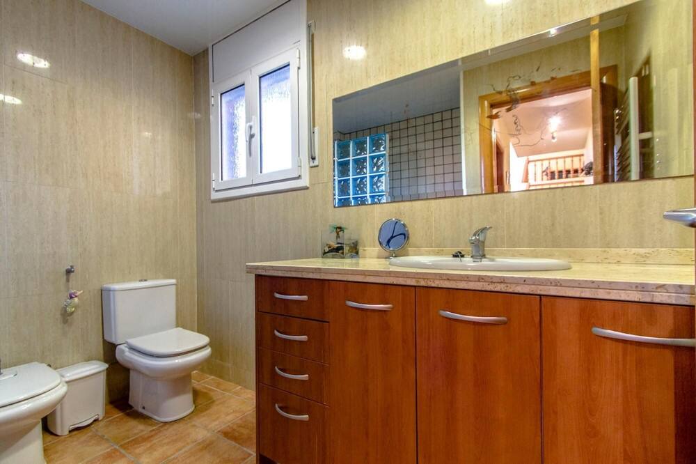 Photo of Bathroom in Sils