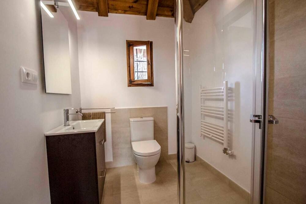 Photo of Bathroom in Palleja