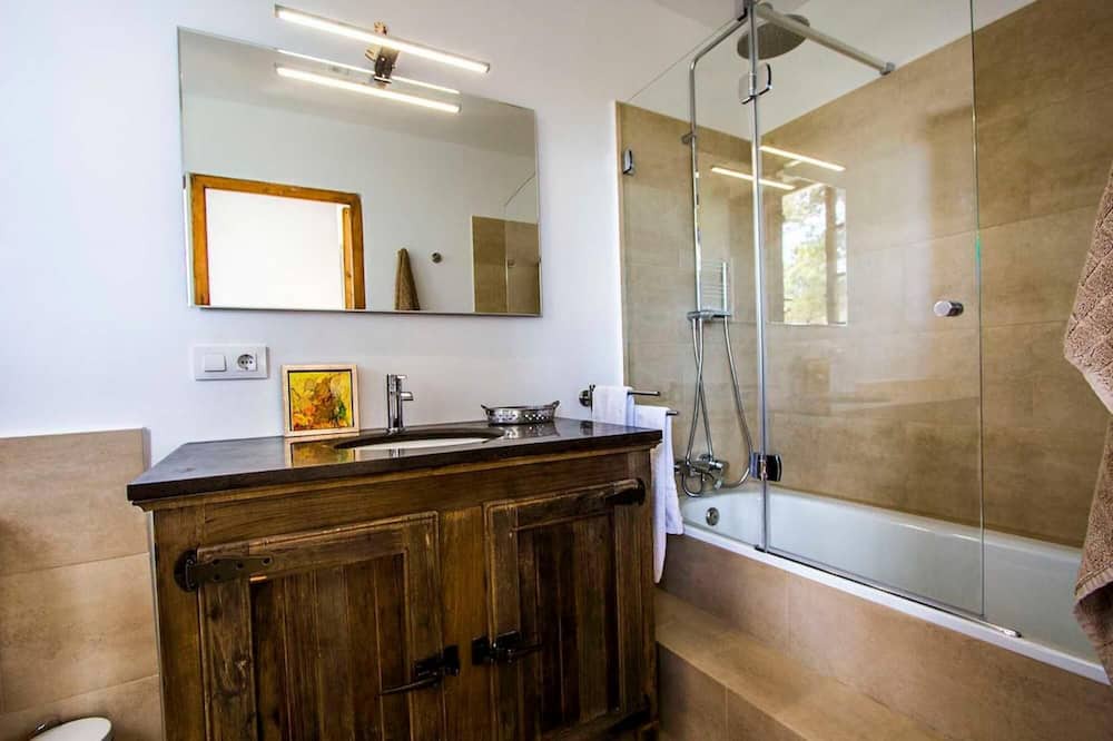 Photo of Bathroom in Palleja
