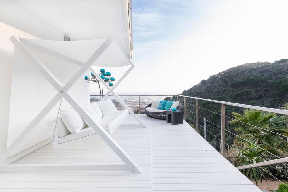 Photo of Outdoor in Mas Ram