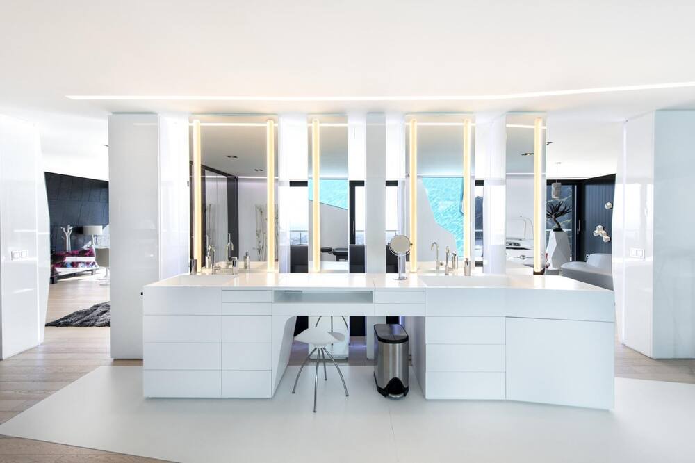 Photo of Kitchen in Mas Ram