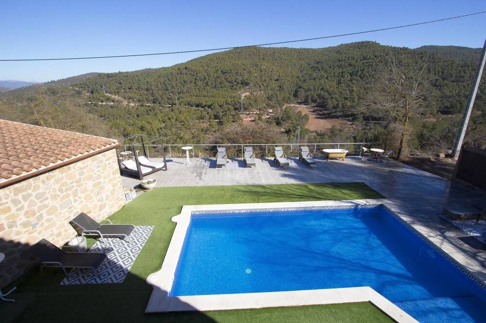Photo of Outdoor in Castellfollit del Boix