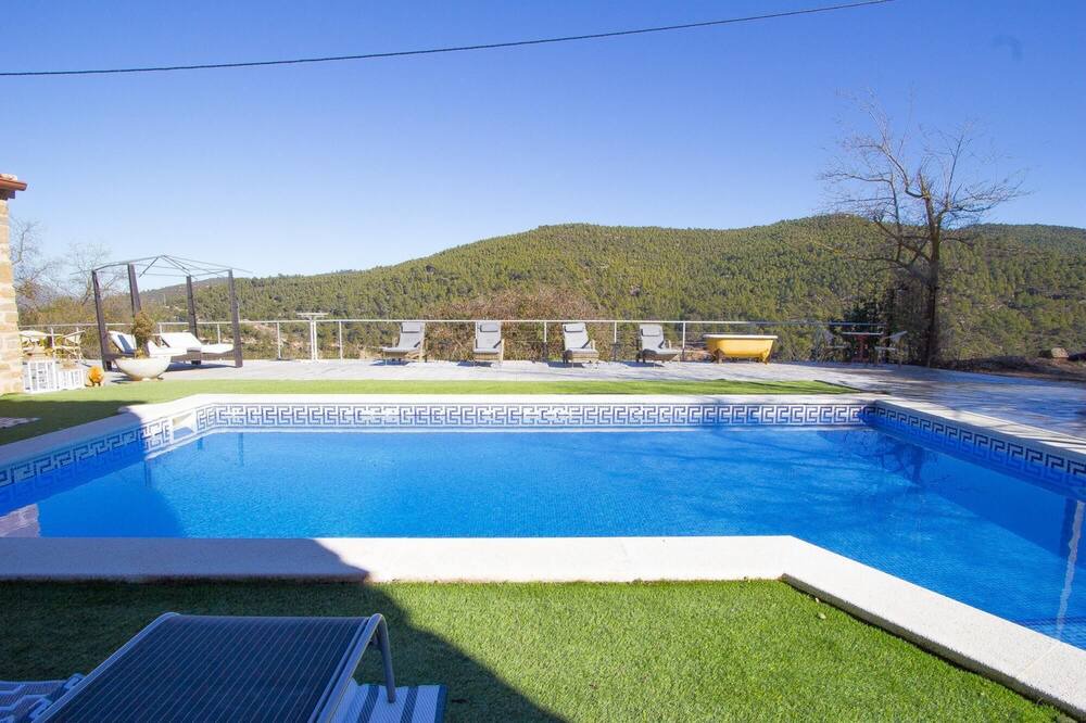 Photo of Outdoor in Castellfollit del Boix