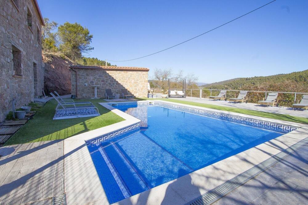 Photo of Outdoor in Castellfollit del Boix
