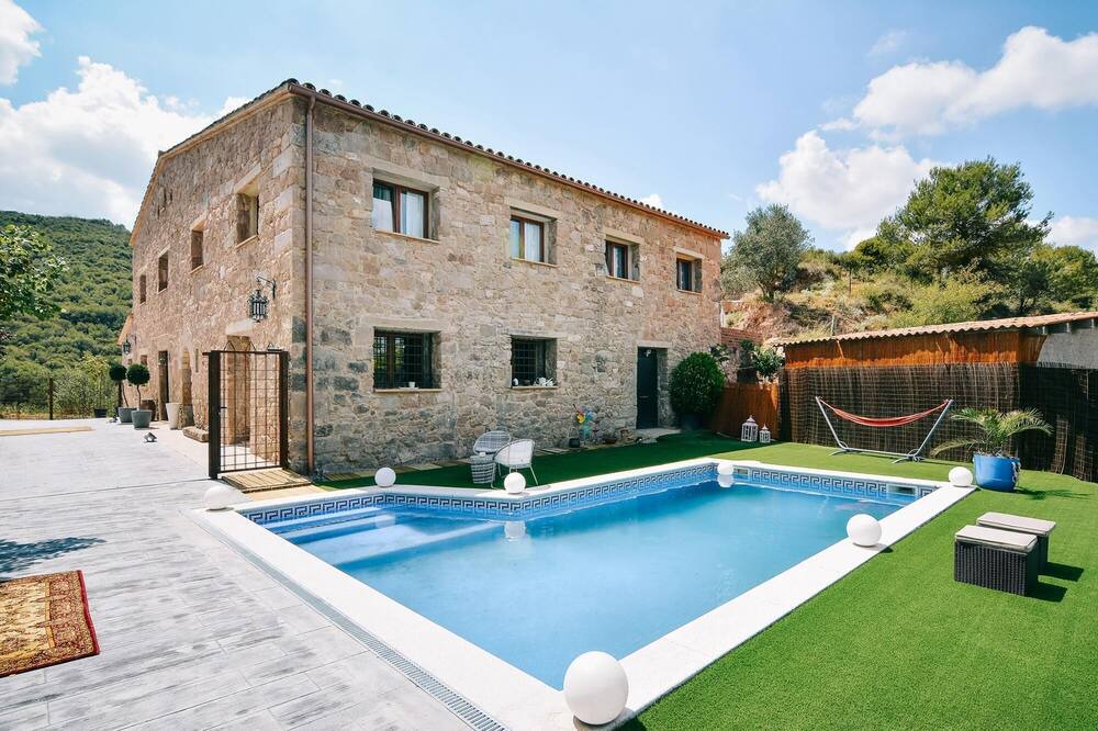 Photo of Outdoor in Castellfollit del Boix