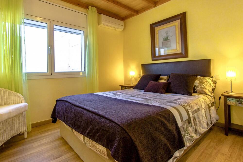 Photo of Bedroom in Malgrat de Mar