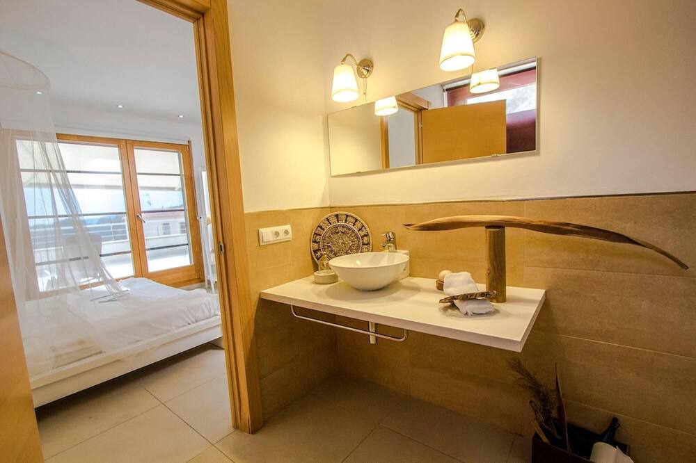 Photo of Bathroom in Sant Cebria de Vallalta