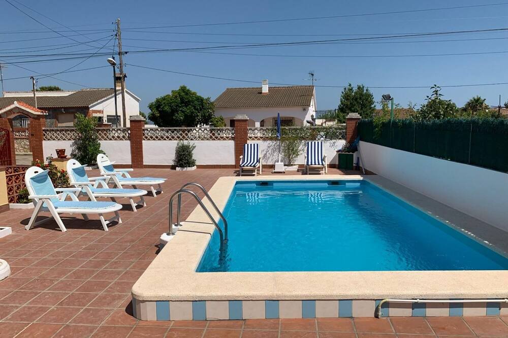 Photo of Outdoor in La Bisbal del Penedes