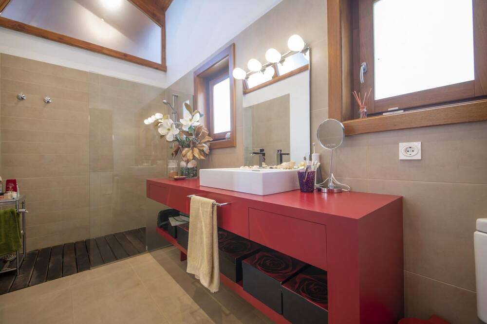 Photo of Bathroom in Torrelles de Llobregat