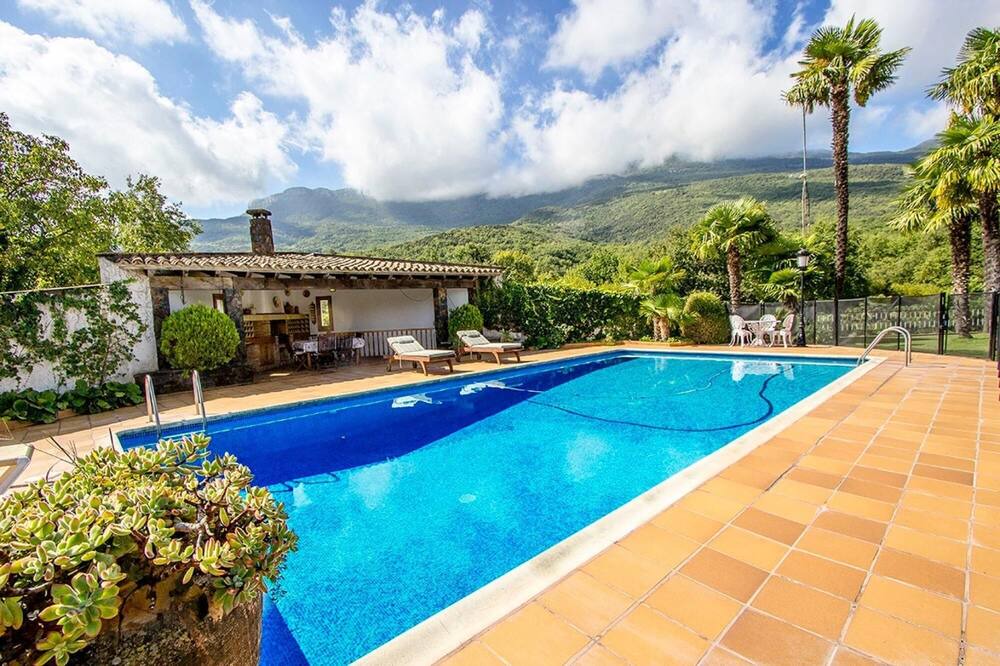 Photo of Outdoor in Les Planes d'Hostoles