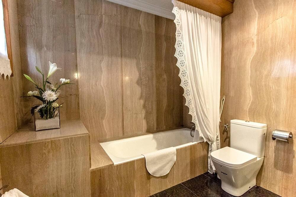 Photo of Bathroom in Les Planes d'Hostoles