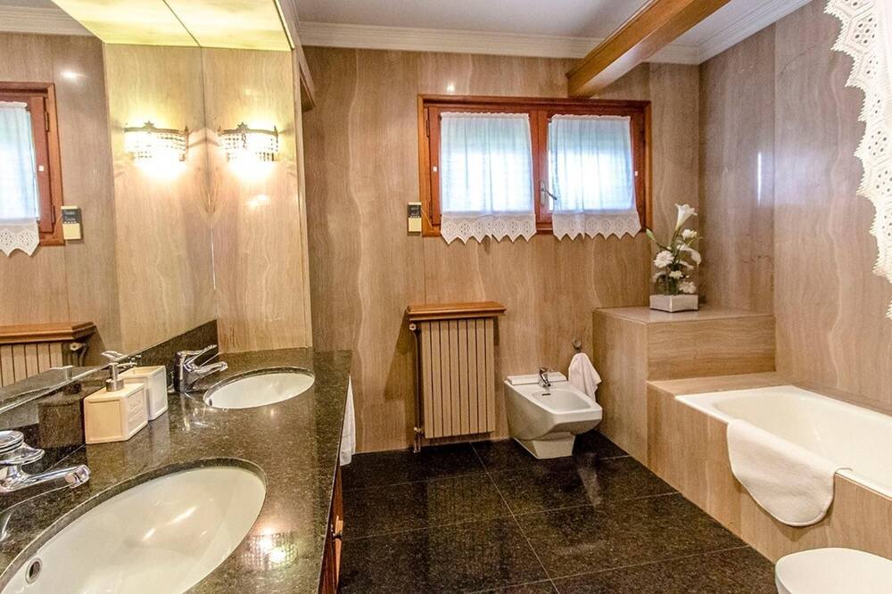 Photo of Bathroom in Les Planes d'Hostoles