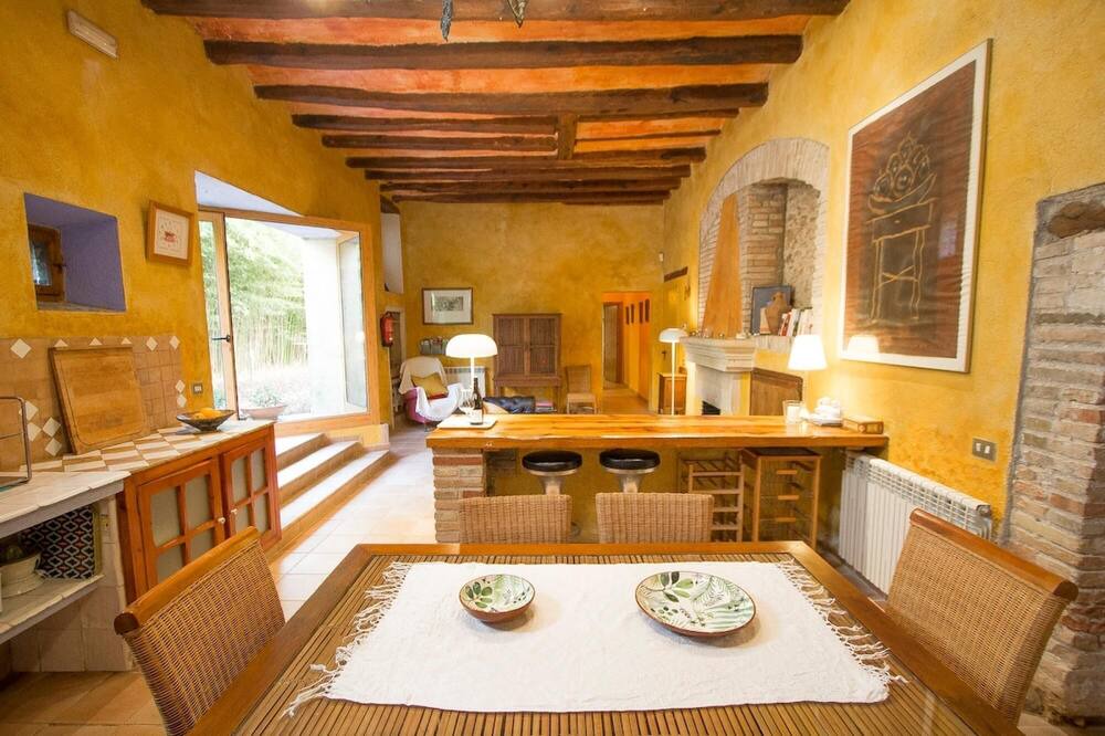 Photo of Kitchen in Sant Pere Molanta