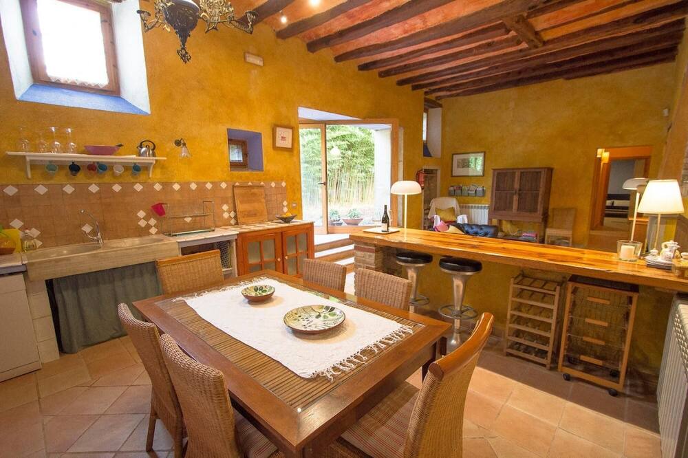 Photo of Kitchen in Sant Pere Molanta