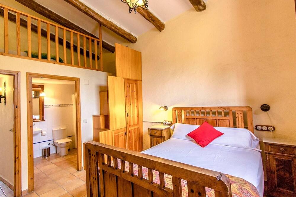 Photo of Bedroom in Castellet i la Gornal