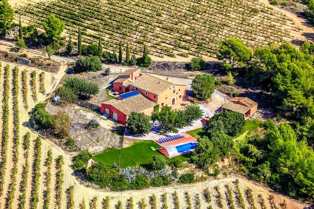 Photo of Outdoor in Castellet i la Gornal