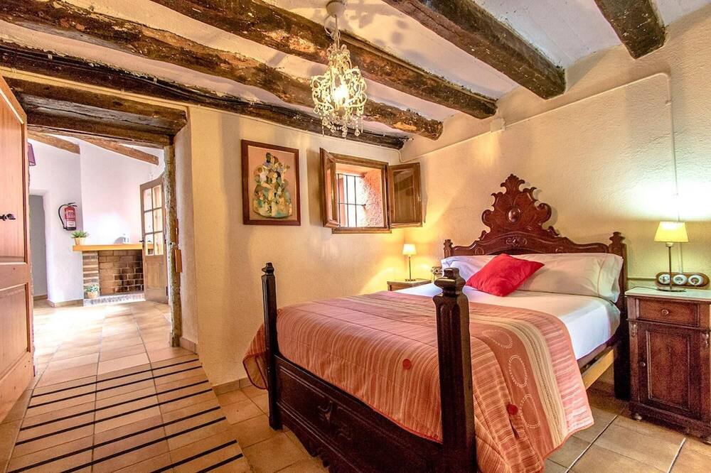 Photo of Bedroom in Castellet i la Gornal
