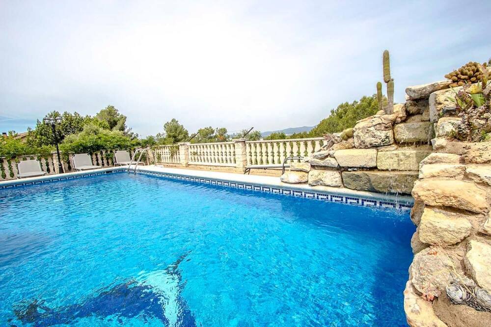 Photo of Outdoor in Castellet i la Gornal