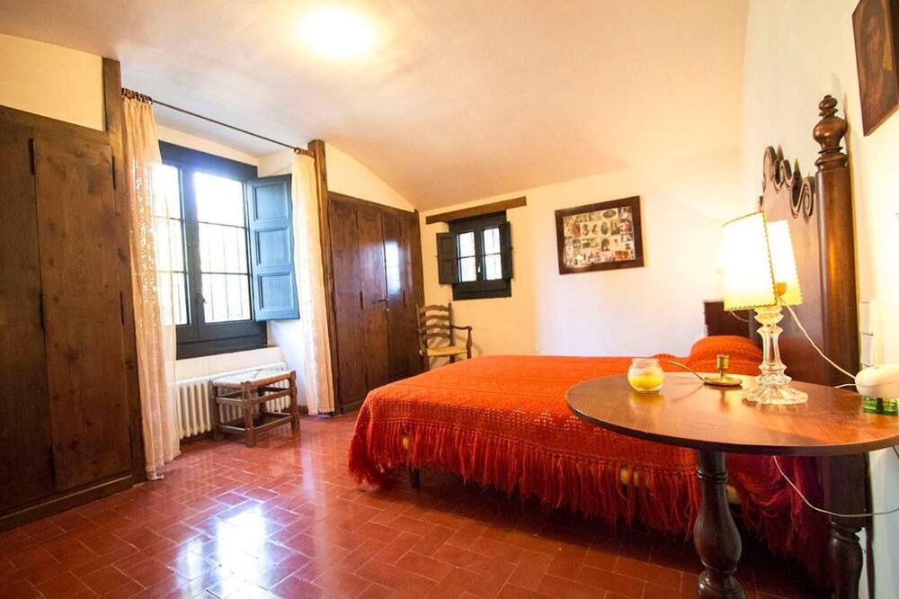Photo of Bedroom in Castellar del Valles