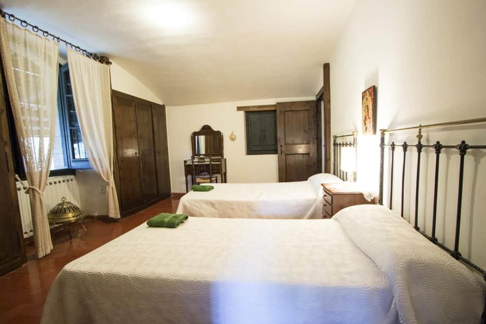 Photo of Bedroom in Castellar del Valles
