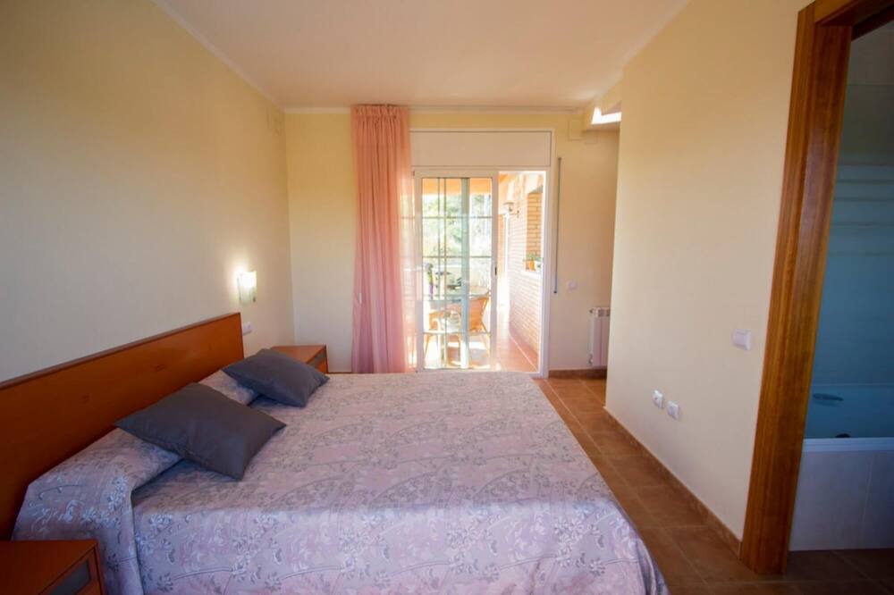 Photo of Bedroom in Sils