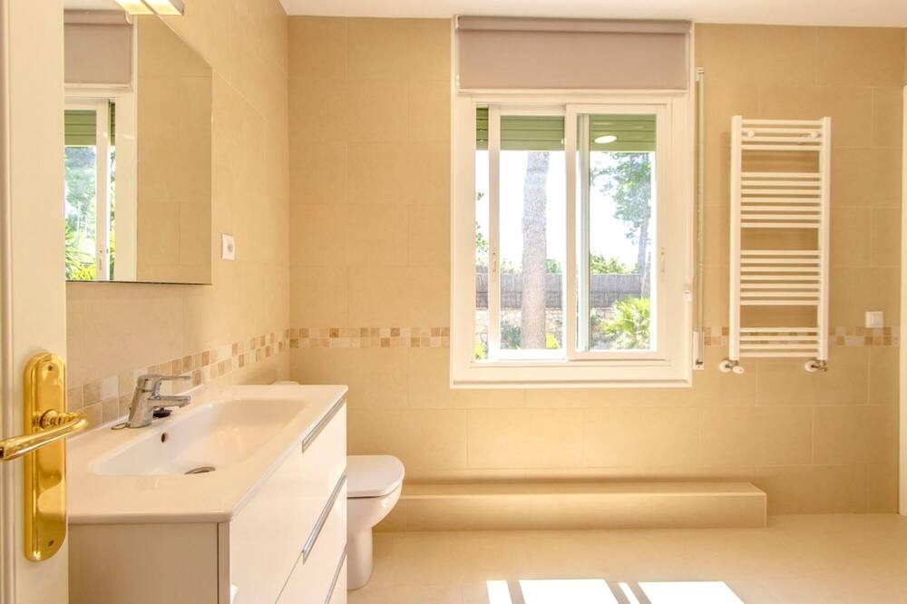 Photo of Bathroom in Santa Maria de l'Avall