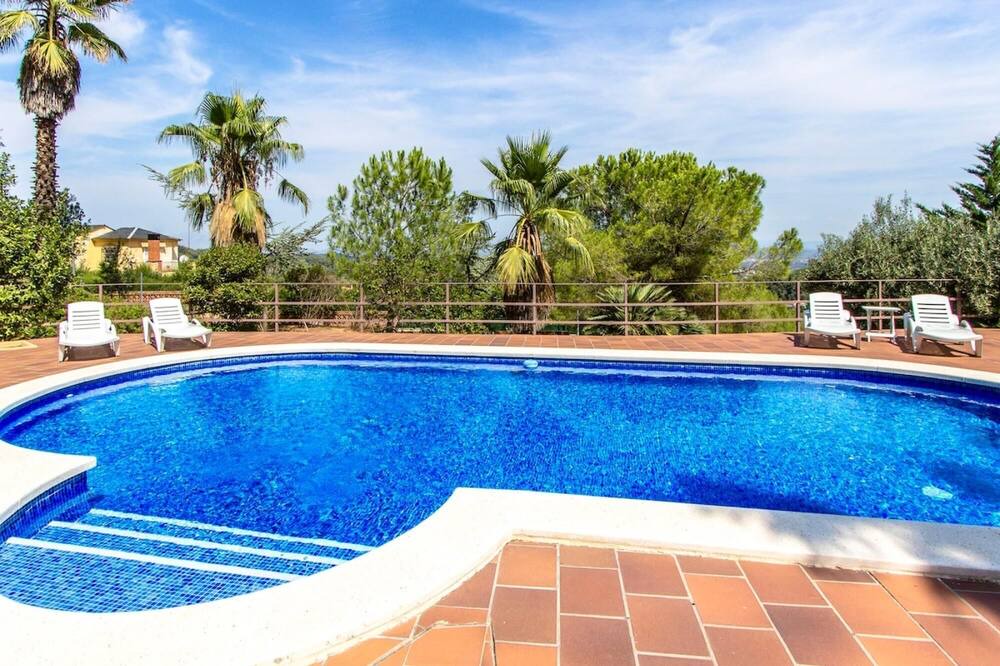 Photo of Outdoor in Santa Maria de l'Avall
