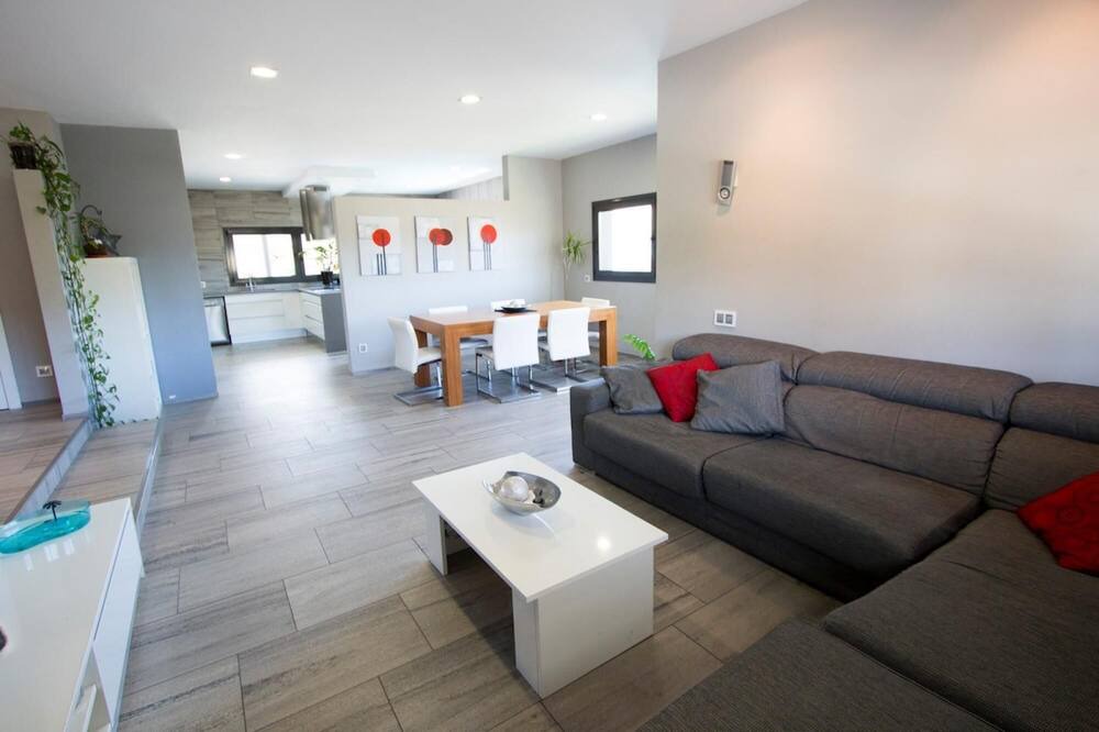 Photo of Livingroom in Sils