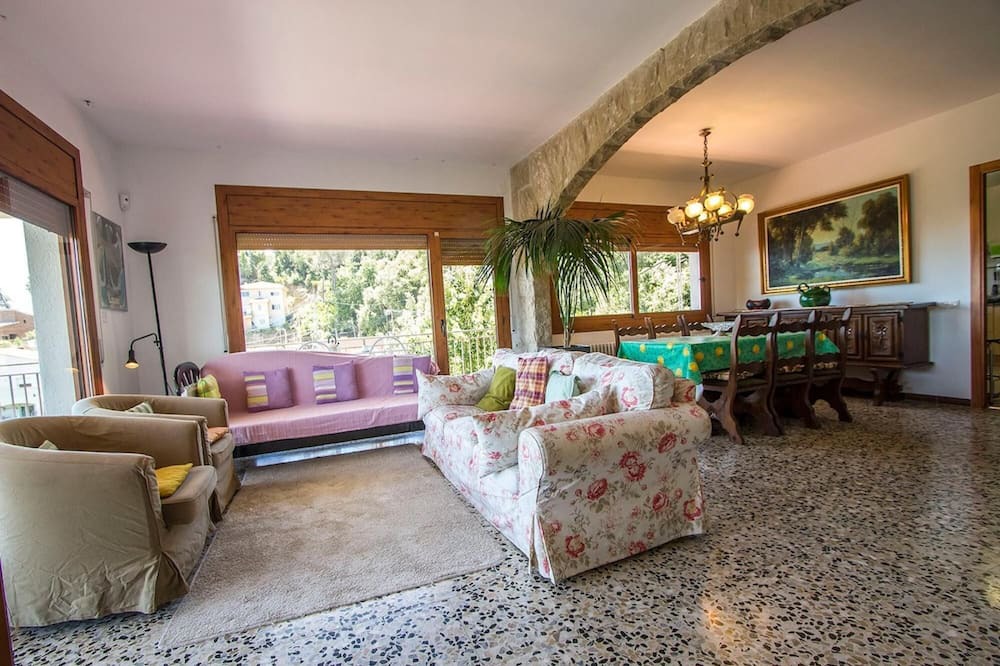 Photo of Livingroom in Castellar del Valles