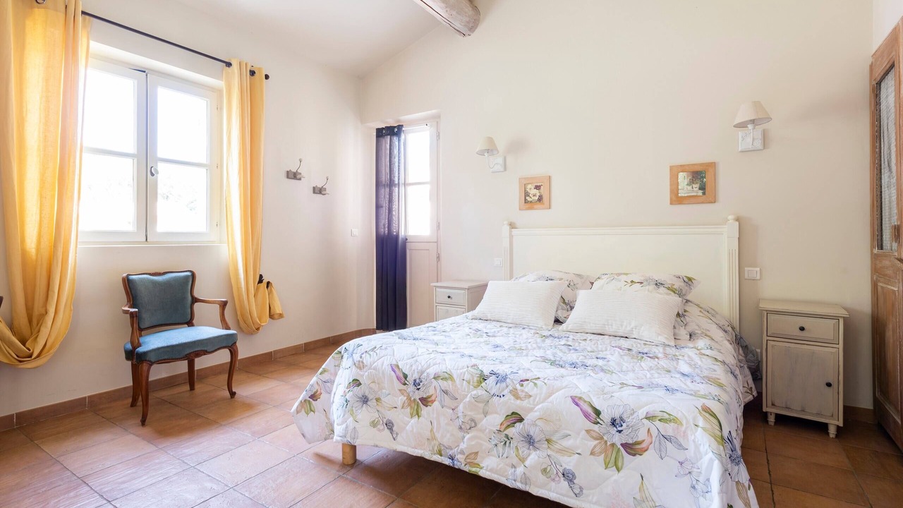 Photo of Bedroom in Salon-de-Provence