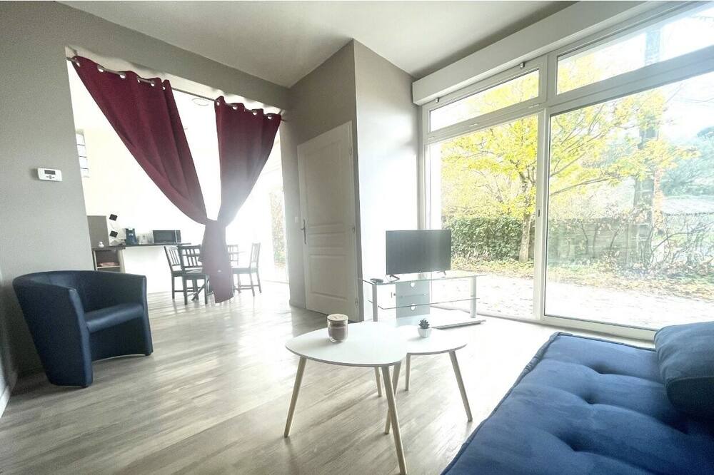 Photo of Livingroom in Saint-Ambroix