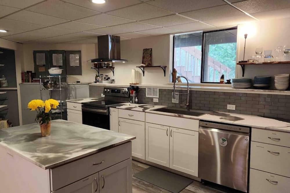 Photo of Others in Buckley