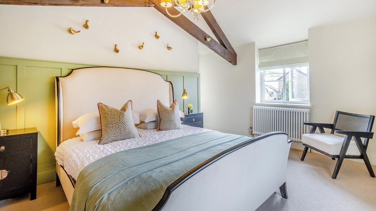 Photo of Others in Bow Street