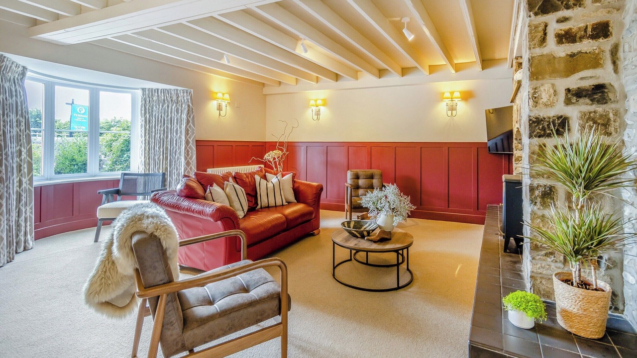 Photo of Others in Bow Street