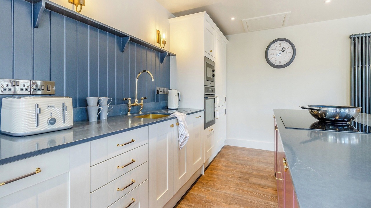 Photo of Others in Bow Street