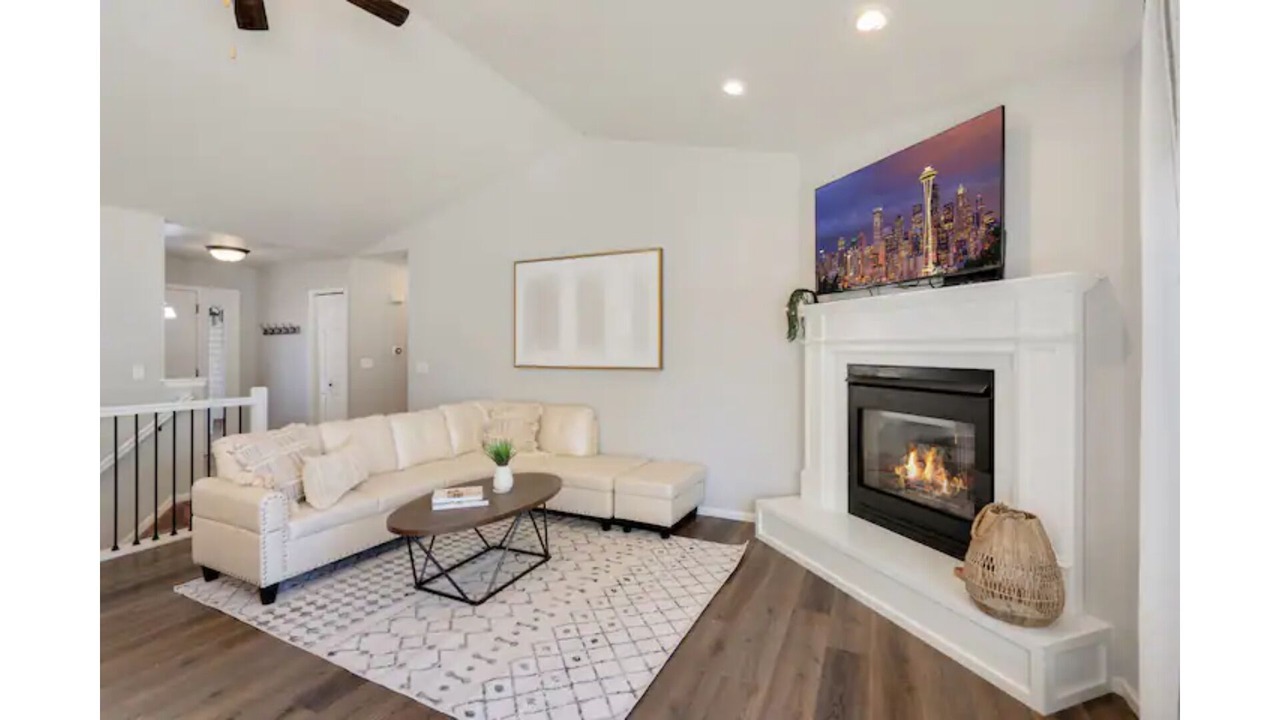 Photo of Livingroom in Mead