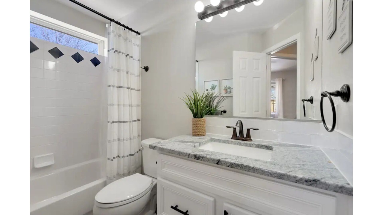 Photo of Bathroom in Mead