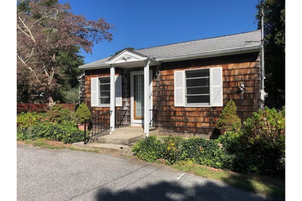 Photo of Outdoor in West Mystic