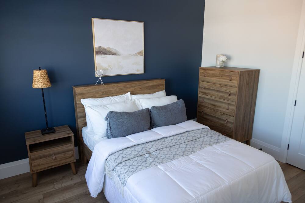 Photo of Bedroom in Sarnia