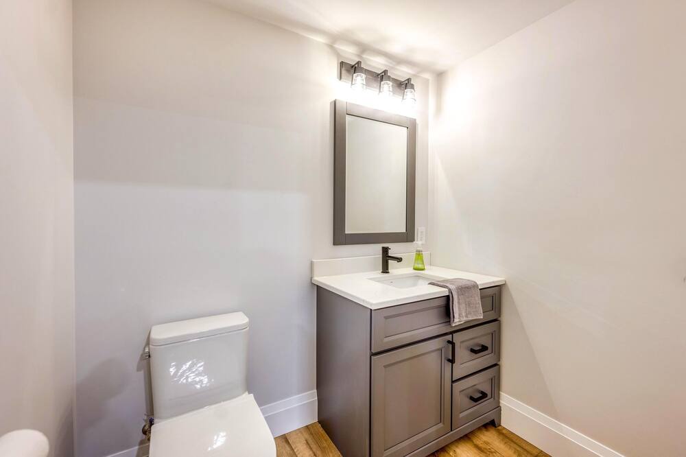 Photo of Bathroom in Sarnia