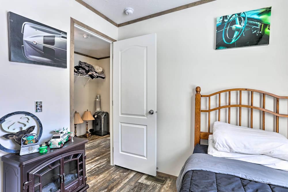 Photo of Bedroom in De Lancey