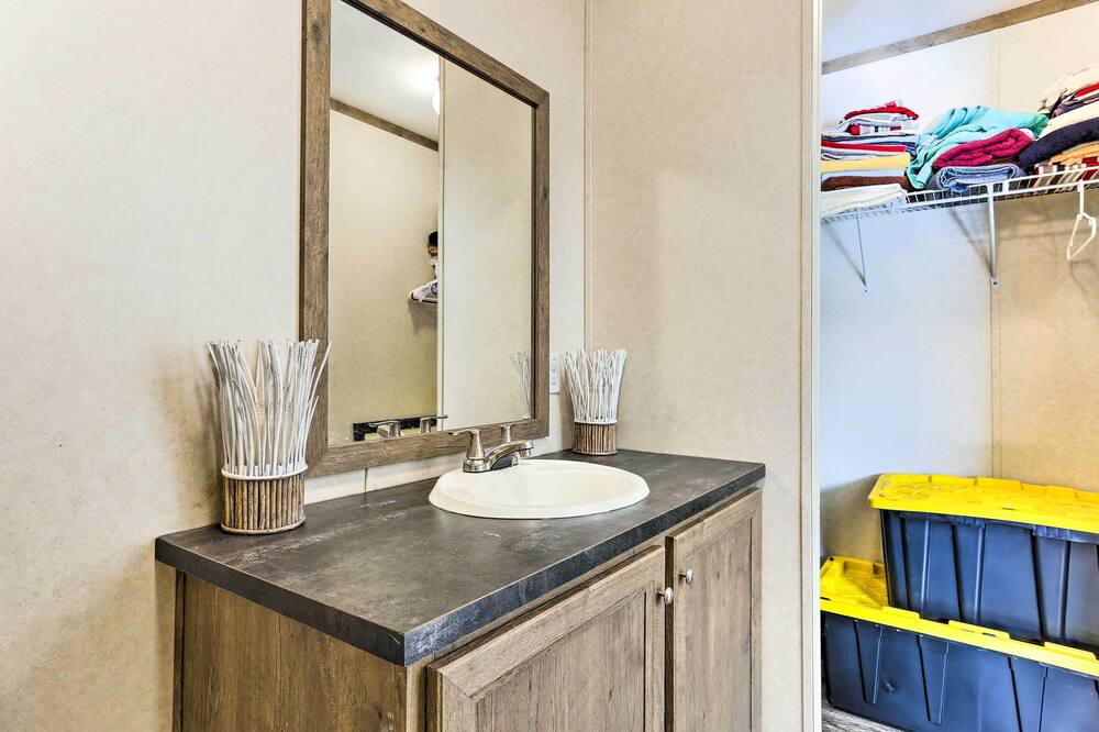 Photo of Bathroom in De Lancey