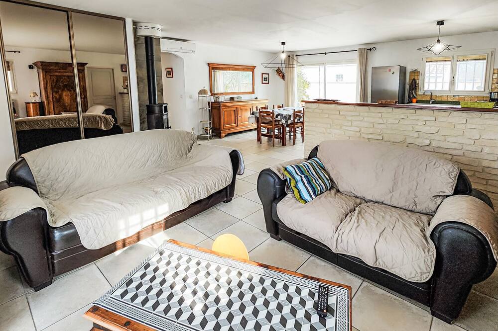 Photo of Bedroom in Salleles-d'Aude