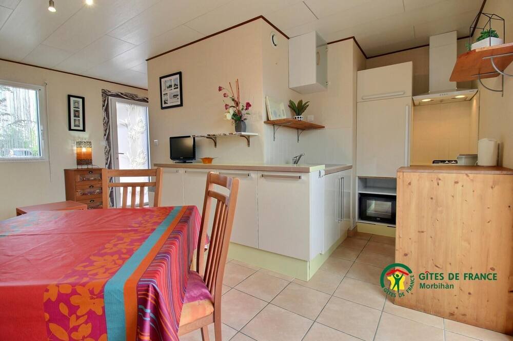 Photo of Kitchen in Plougoumelen