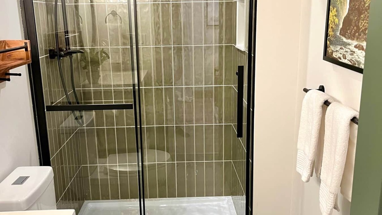 Photo of Bathroom in Utterson
