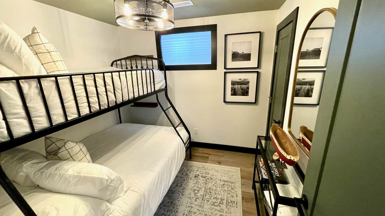 Photo of Bedroom in Utterson