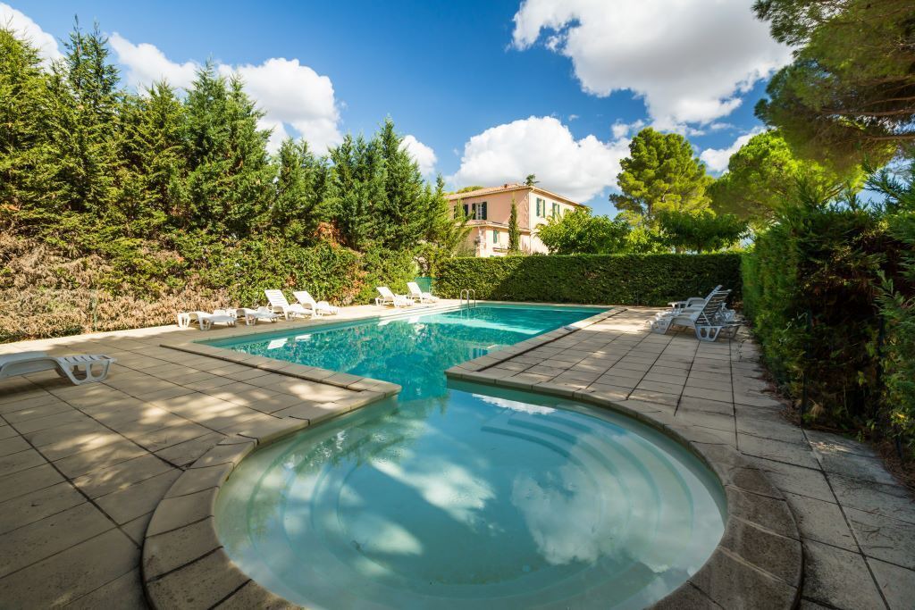 Photo of Outdoor in Tourbes
